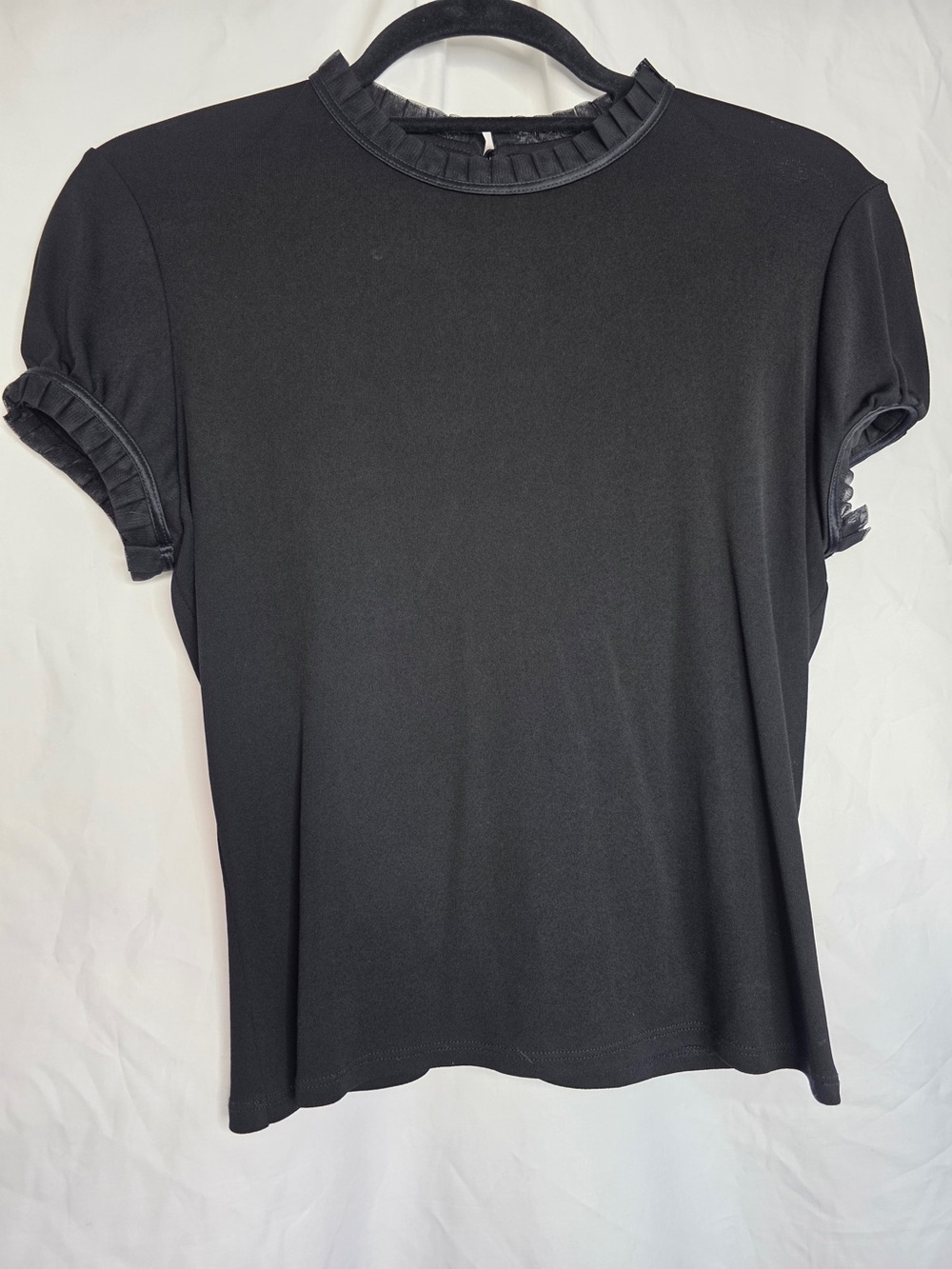 Richard Tyler Couture Classic Black Ruffle-Trim Women's Top